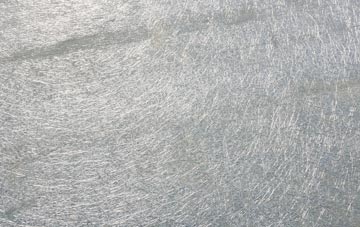 Waggs Plot laminate fibreglass or shingles?